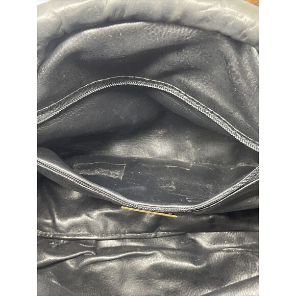 Vintage Hala Embossed Leather Bag - Picture 12 of 12